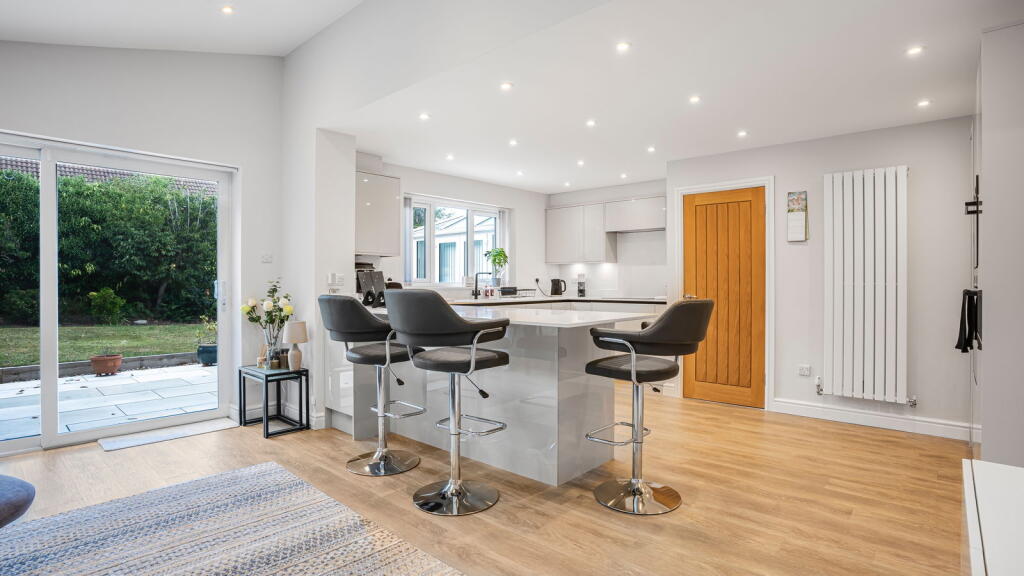 Additional image 6 of Woodston Grove, Solihull, B91 3XH