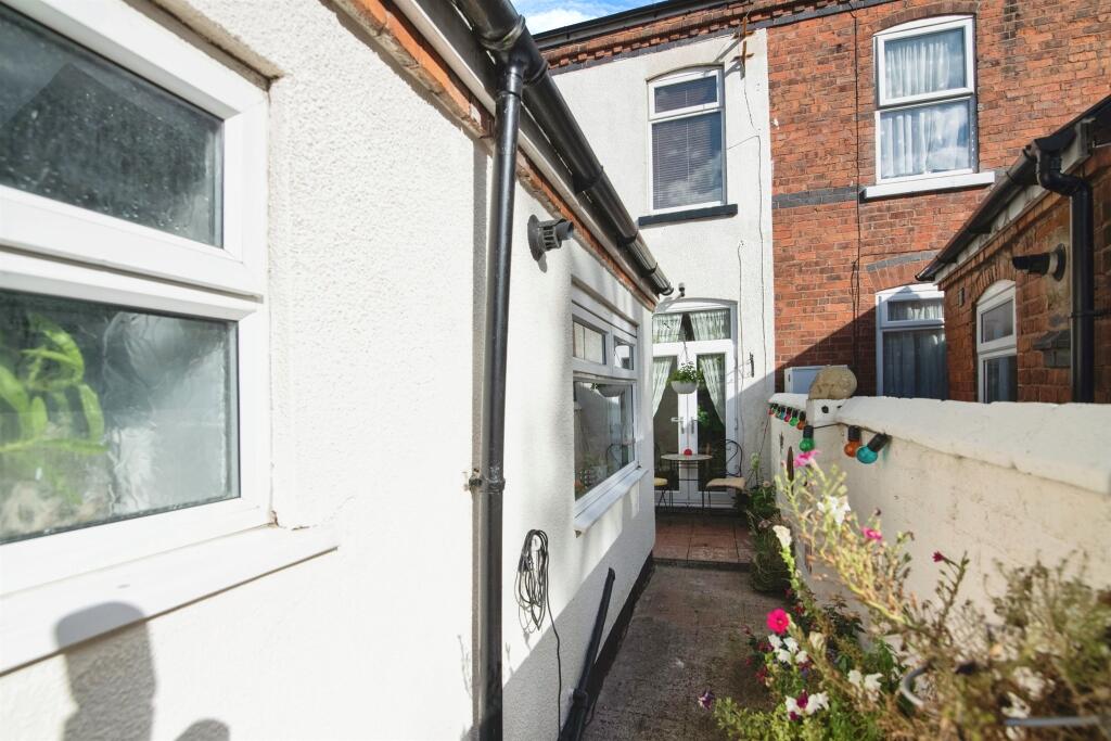 Additional image 16 of Hallam Street, West Bromwich