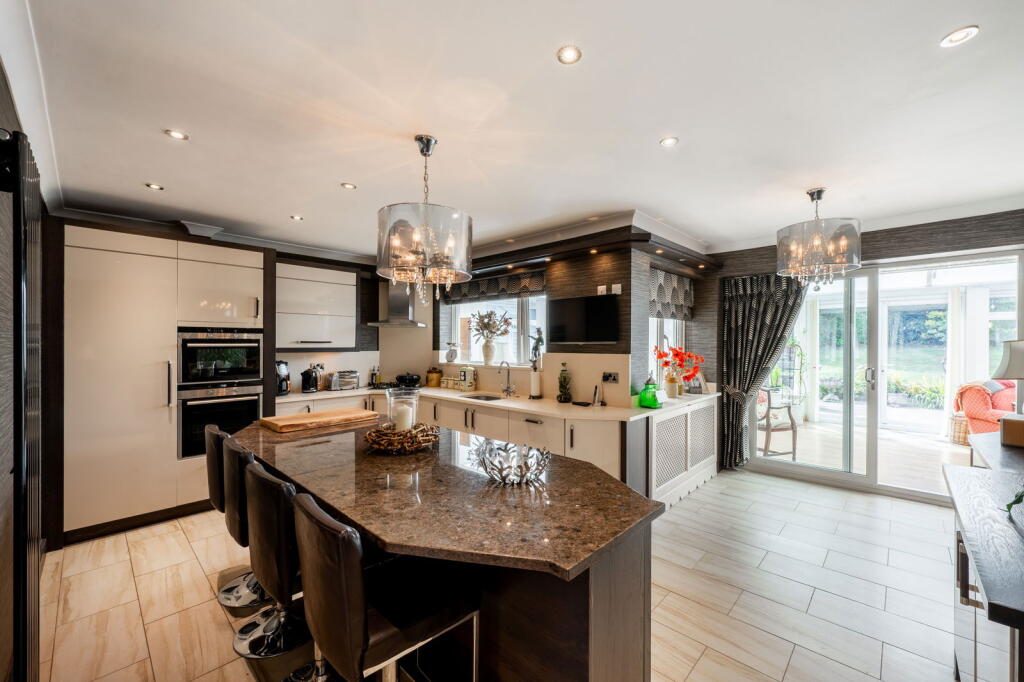 Additional image 3 of Irnham Road, Four Oaks, Sutton Coldfield, B74 2TP