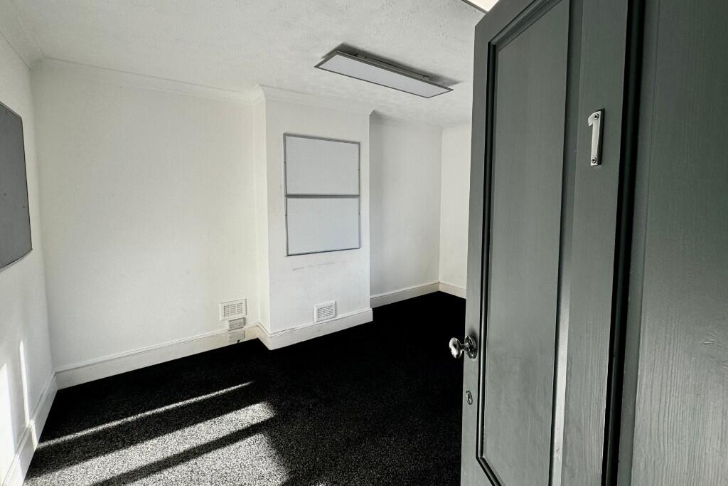 Additional image 2 of 67-71a Mere Green Road, Sutton Coldfield, West Midlands, B75 5BY