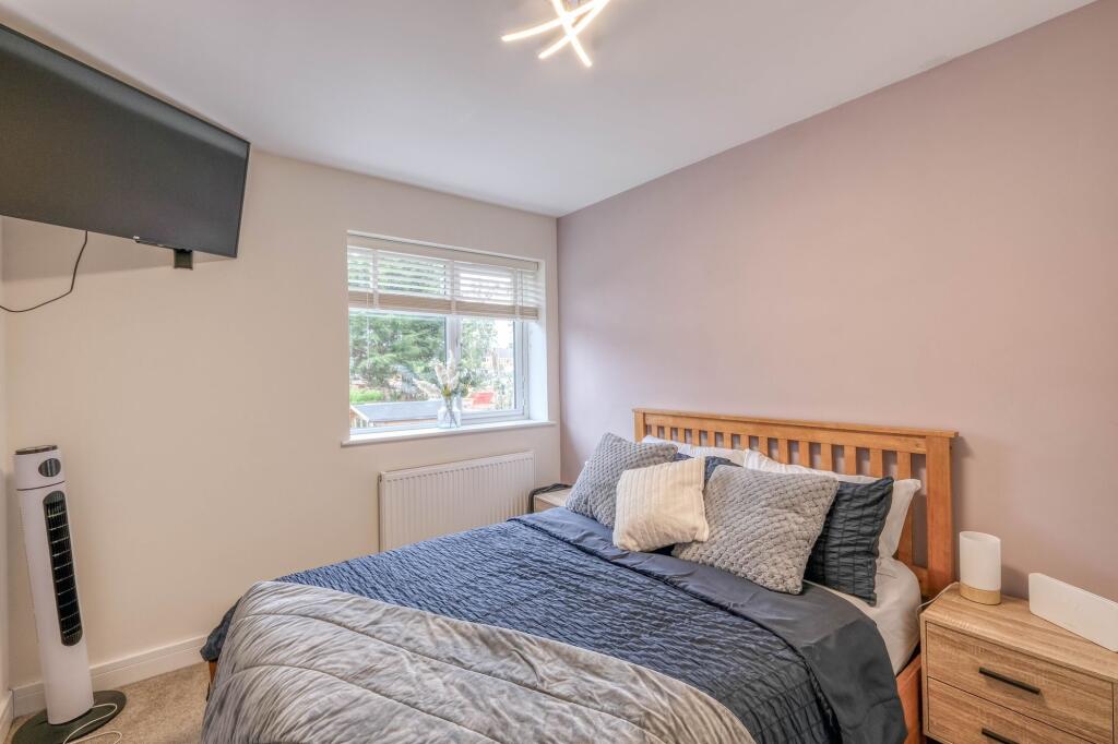 Additional image 11 of The Grove, Studley, B80