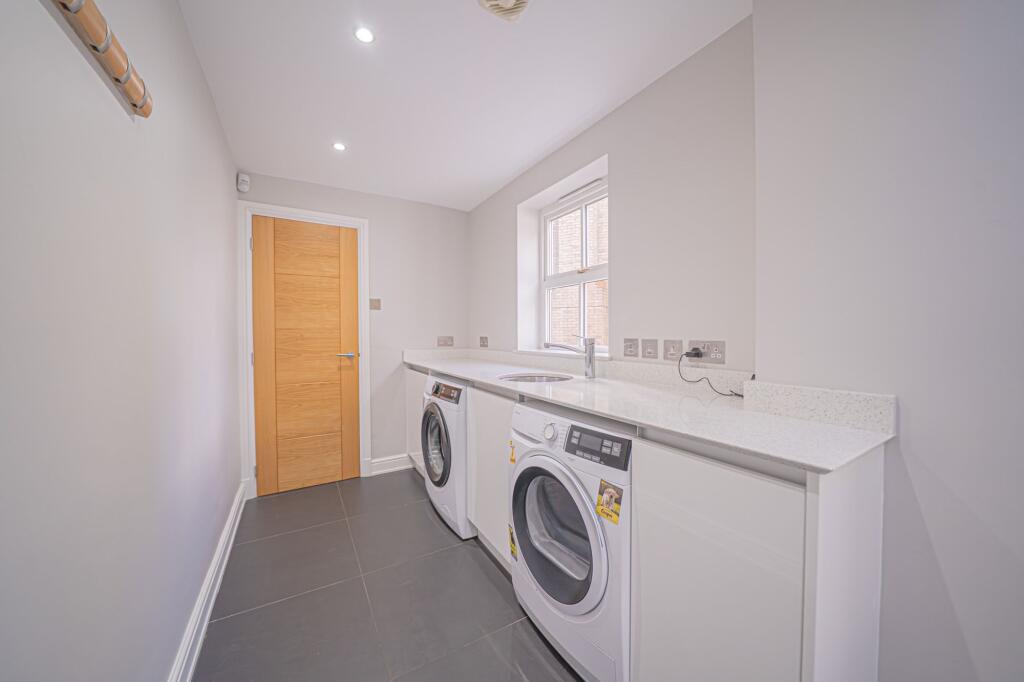 Additional image 9 of Meadow Pleck Lane, Dickens Heath, B90