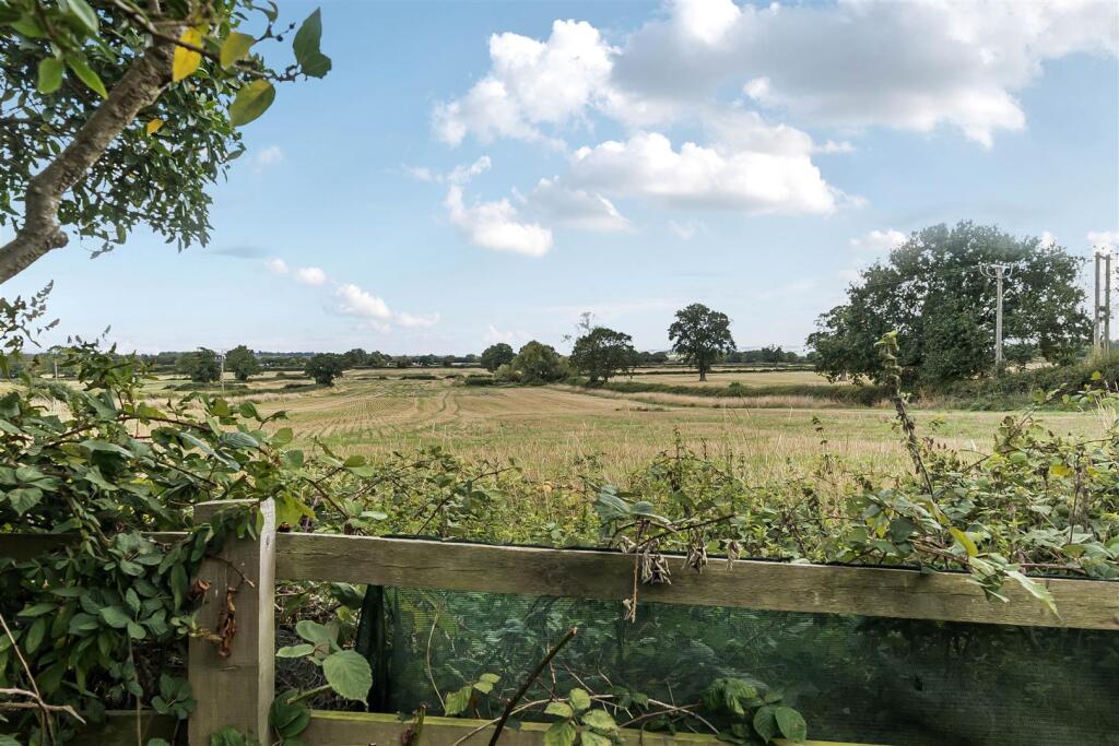 Additional image 17 of 1 Lime Grove, Newton Regis, Tamworth, B79