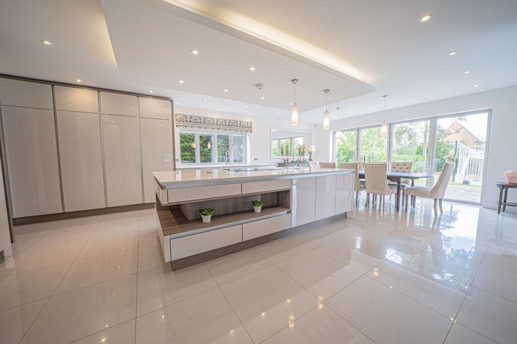 Additional image 4 of The Crescent, Hampton-In-Arden, B92