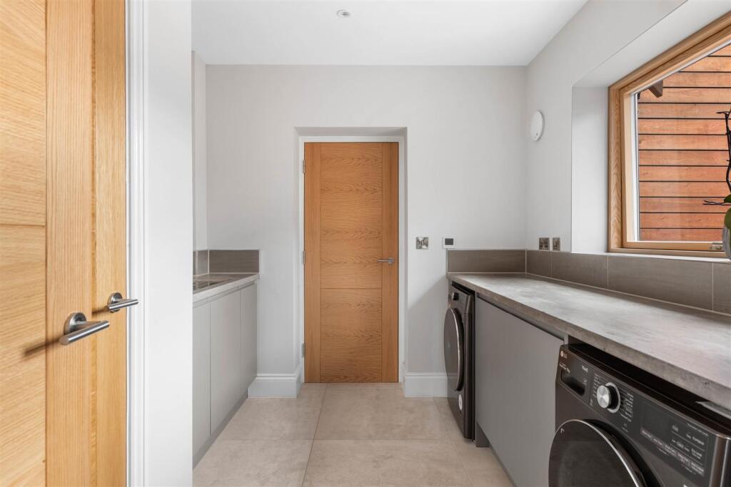 Additional image 19 of Haye Lane, Mappleborough Green