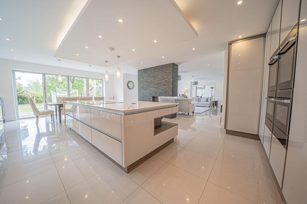 Additional image 54 of The Crescent, Hampton-In-Arden, B92