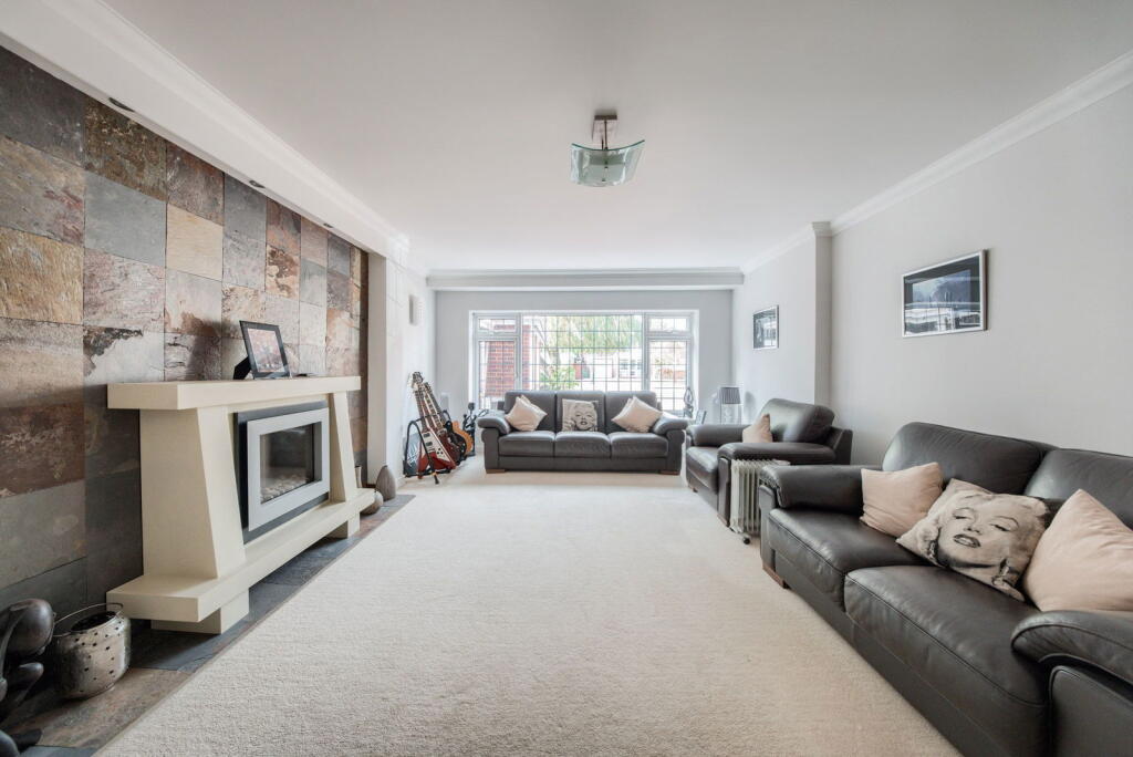 Additional image 10 of Monastery Drive, Solihull, B91 1DP