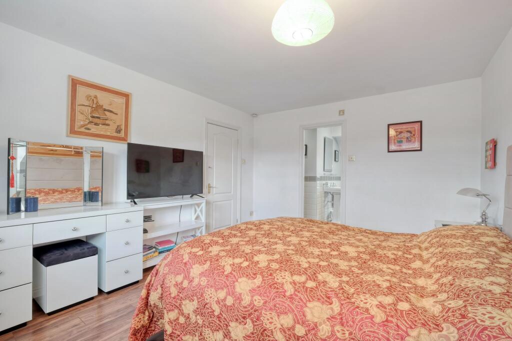 Additional image 15 of Rosebriars, Shirley, B90