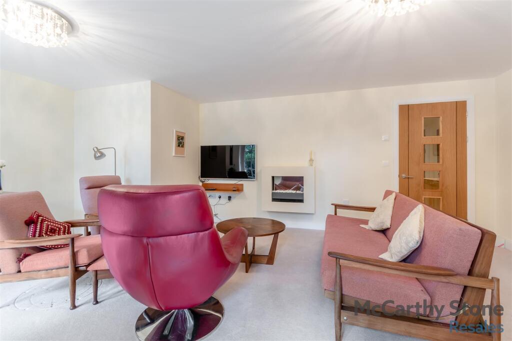 Additional image 4 of Brueton Place, 218 - 220 Blossomfield Road, Solihull, West Midlands, B91 1PT