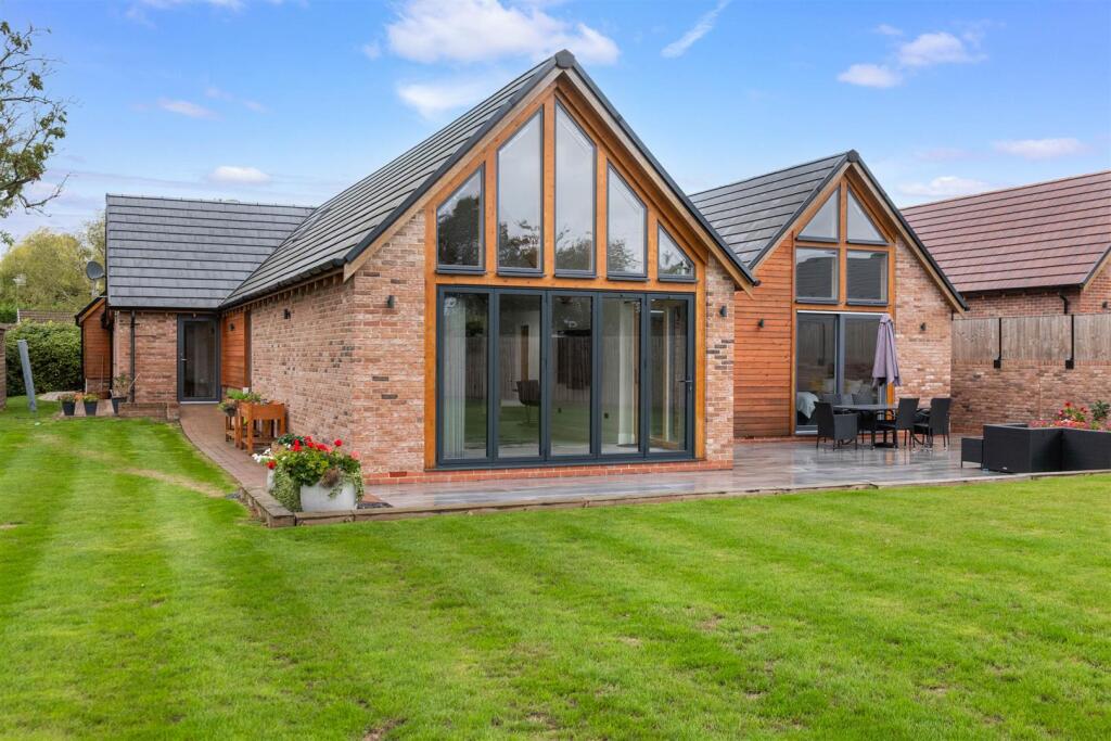 Additional image 23 of Haye Lane, Mappleborough Green