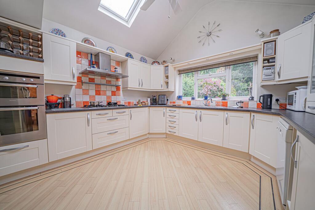 Additional image 5 of The Crescent, Hampton-In-Arden, B92