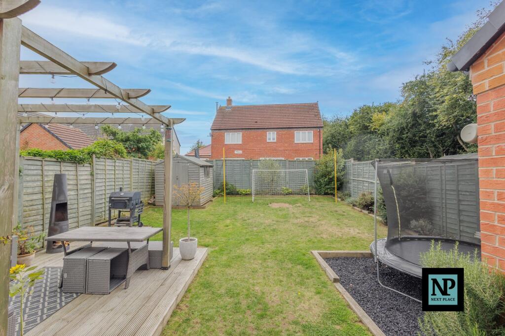 Additional image 21 of Swallowhurst, Hockley, B77