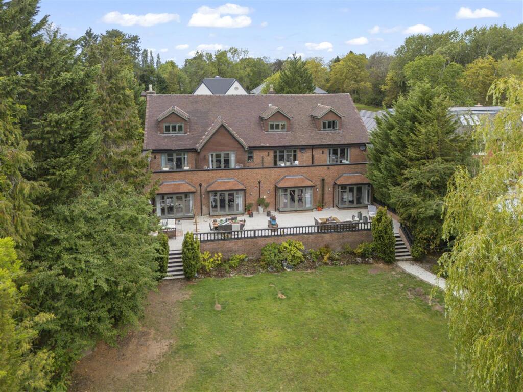 Additional image 102 of Lovelace Avenue, Solihull