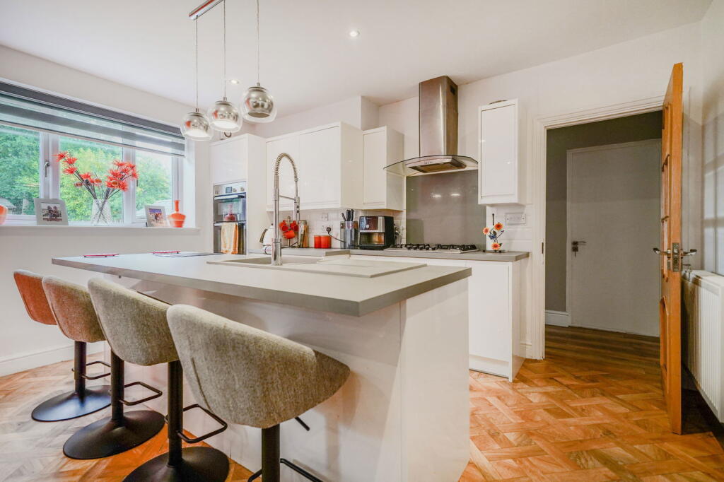 Additional image 40 of Portia Avenue, Shirley