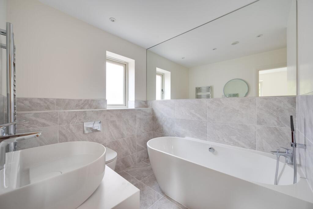 Additional image 9 of Warwick Road, Knowle, B93