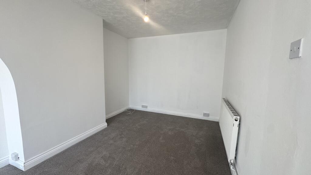 Additional image 3 of George Road, B73