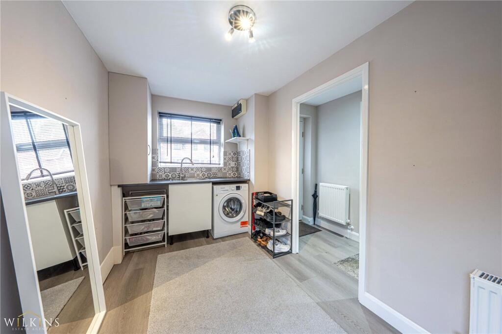 Additional image 12 of Ascot Drive, Dosthill, Tamworth, Staffordshire, B77