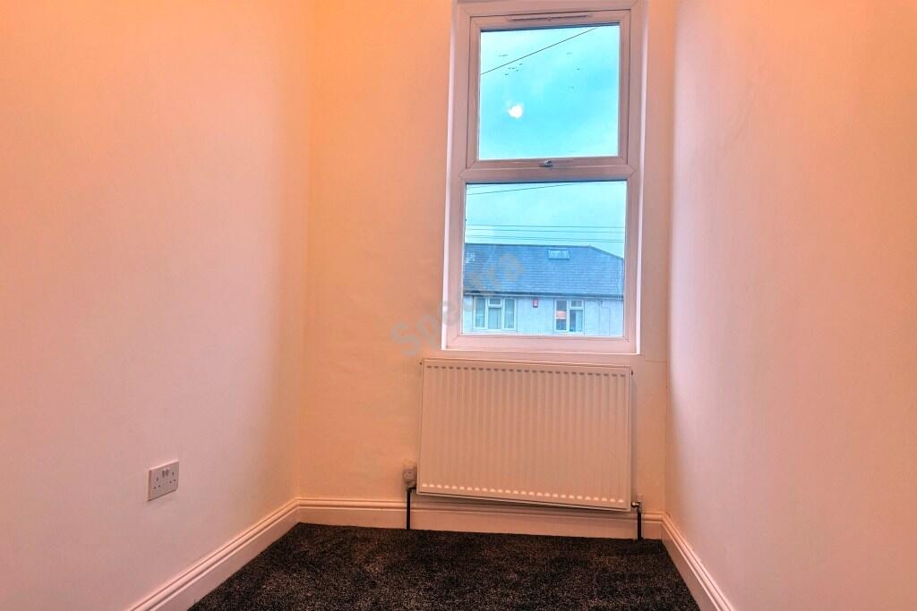 Additional image 13 of Vicarage Road, B71