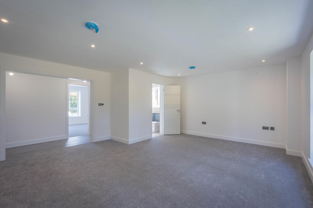 Additional image 11 of Hill Lane, Bassetts Pole