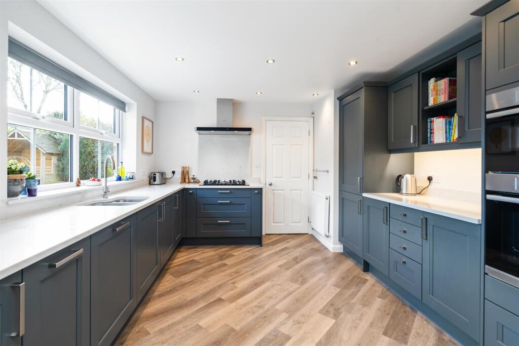 Additional image 31 of Whitefields Gate, Solihull