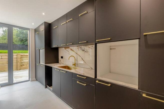 Additional image 4 of School Lane, Hints, B78 3DP