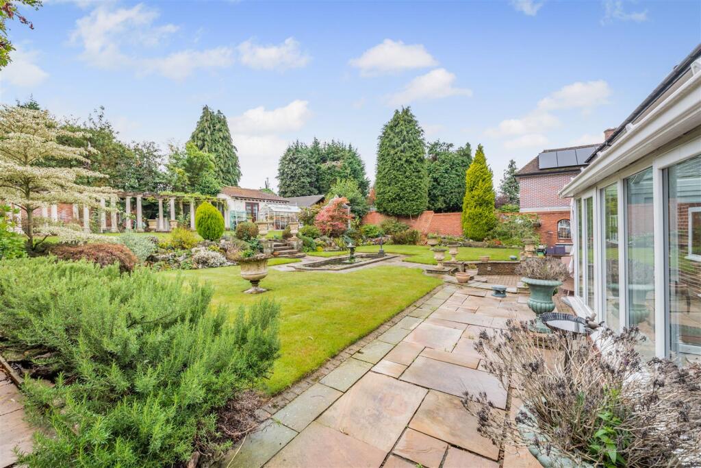 Additional image 36 of Monmouth Drive, Sutton Coldfield