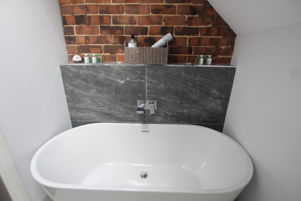 Additional image 8 of Tamworth Road, Cliff B78