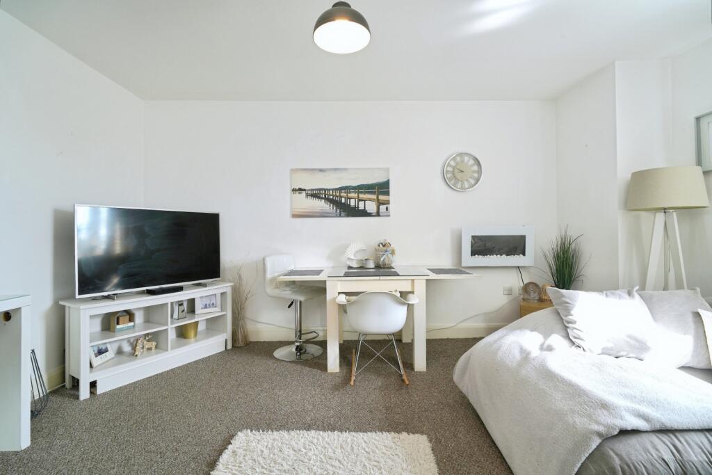 Additional image 3 of Old Hall Gardens, Solihull, West Midlands