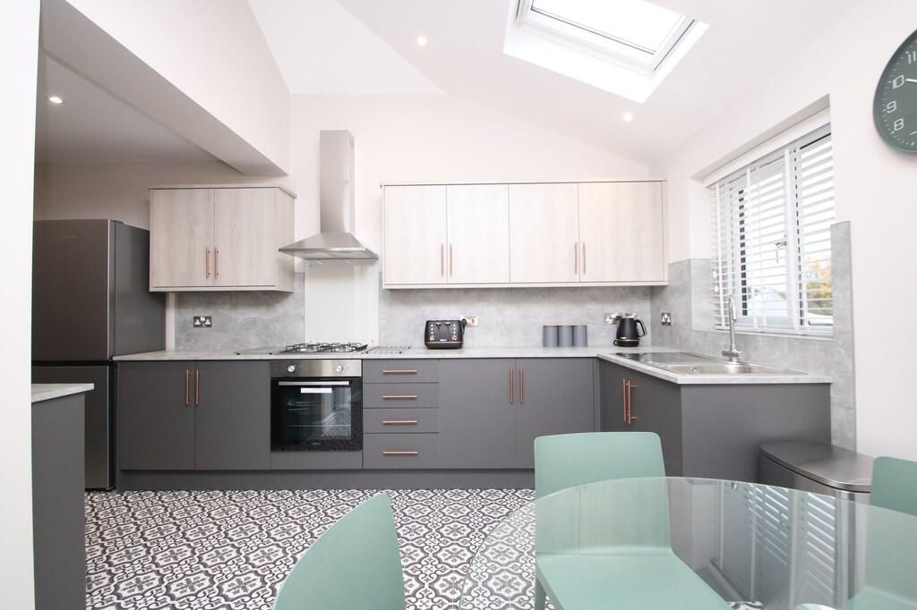 Additional image 7 of Parkfield Crescent, Two Gates, Tamworth