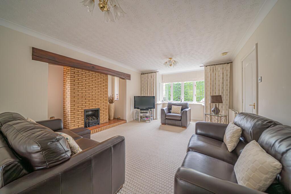 Additional image 6 of Woodstock Crescent, Dorridge, B93