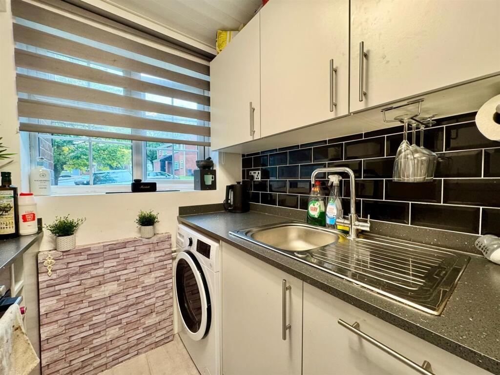 Additional image 6 of Newhall Farm Close, Sutton Coldfield