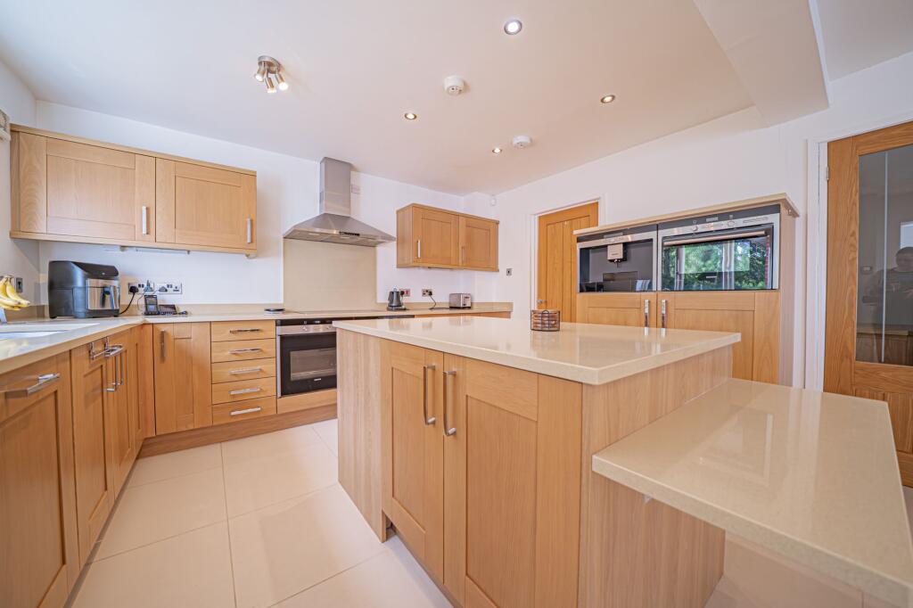 Additional image 4 of Alderbrook Road, Solihull, B91