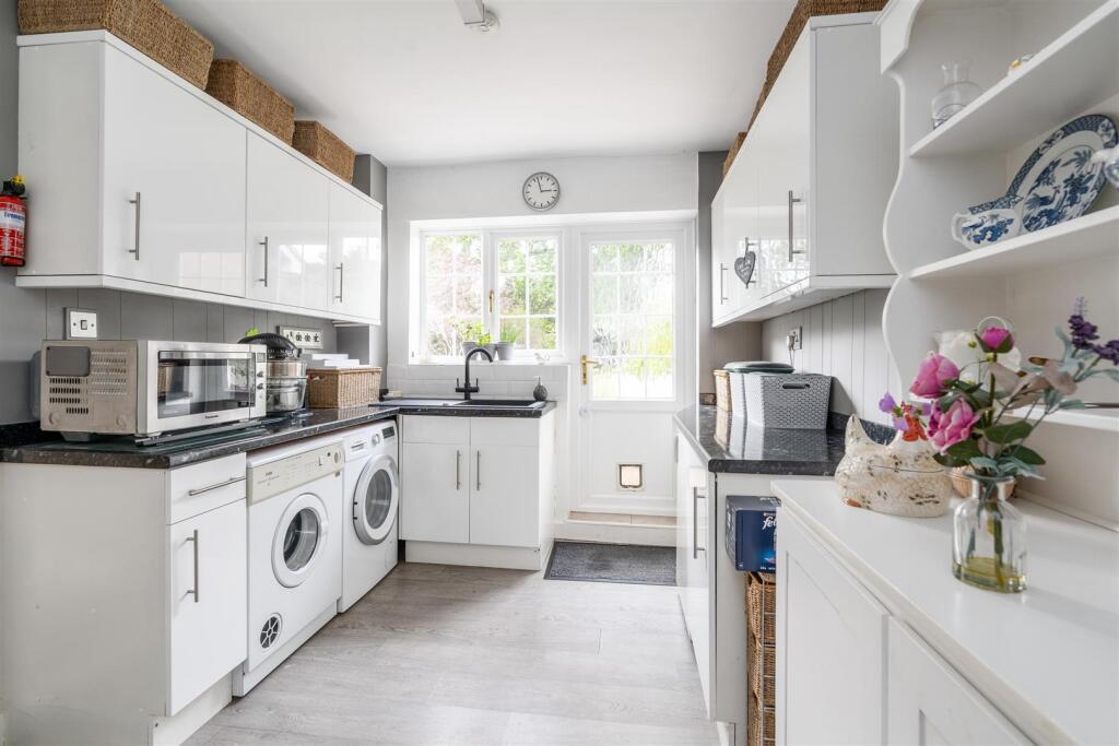 Additional image 9 of Beconsfield Close, Dorridge, Solihull