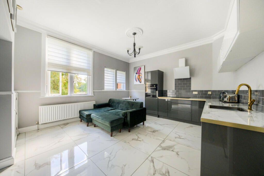 Additional image 9 of Chadwick Manor, Warwick Road