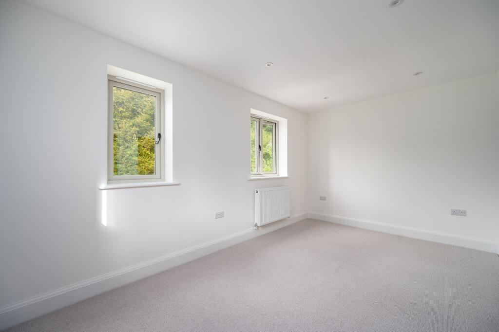 Additional image 15 of Warwick Road, Knowle, B93