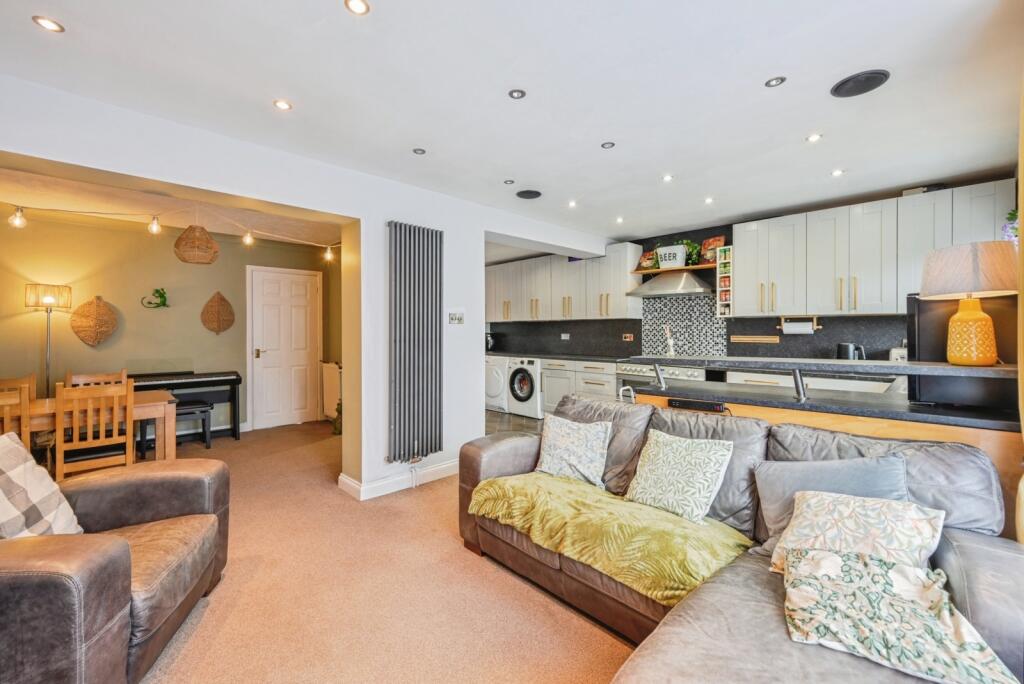 Additional image 4 of Shetland Avenue, Wilnecote, Tamworth, Staffordshire, B77