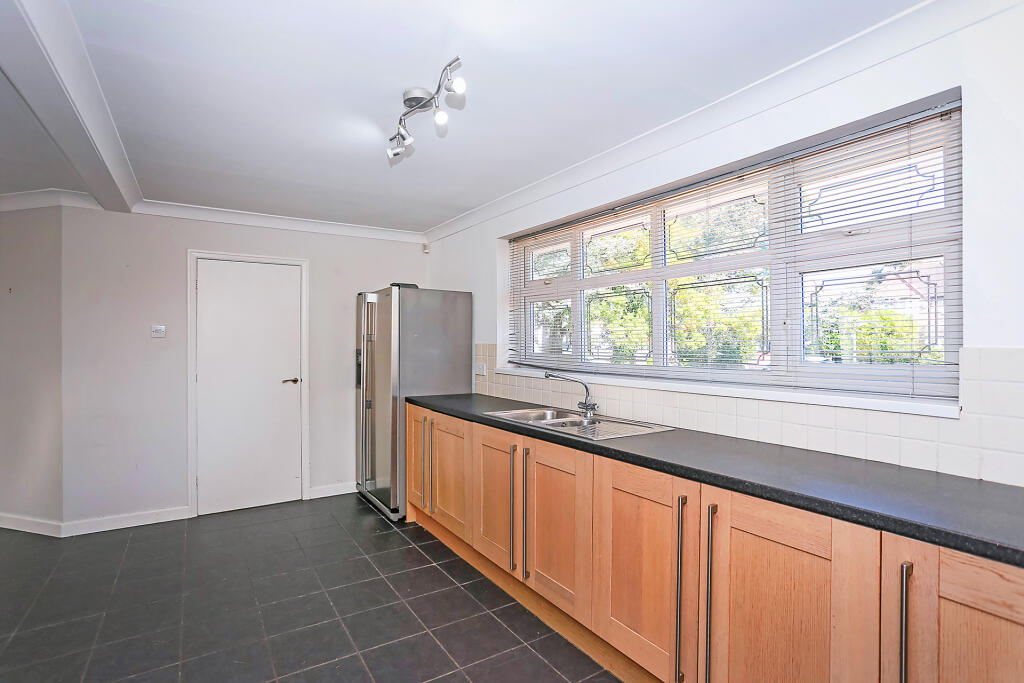 Additional image 8 of Yew Tree Lane, Solihull