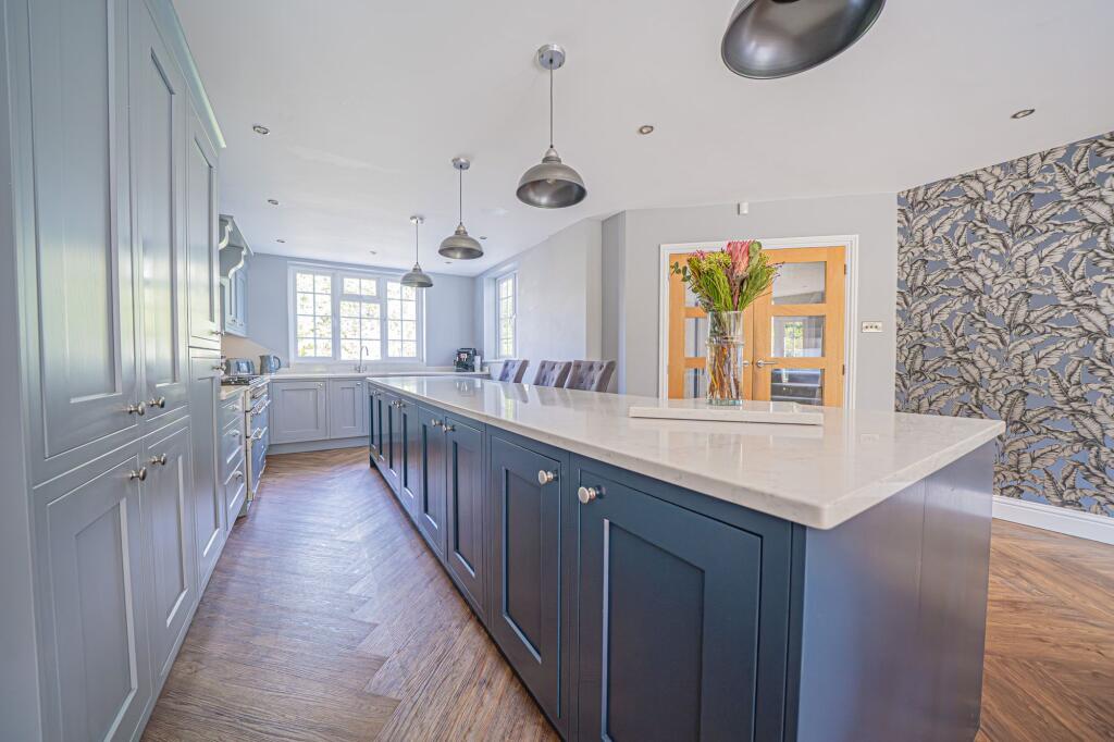 Additional image 4 of Warwick Road, Solihull, B91