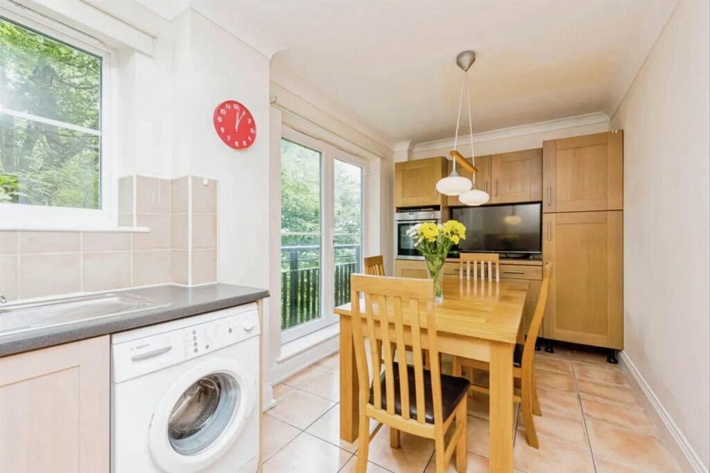 Additional image 5 of Caversham Place, Sutton Coldfield, B73