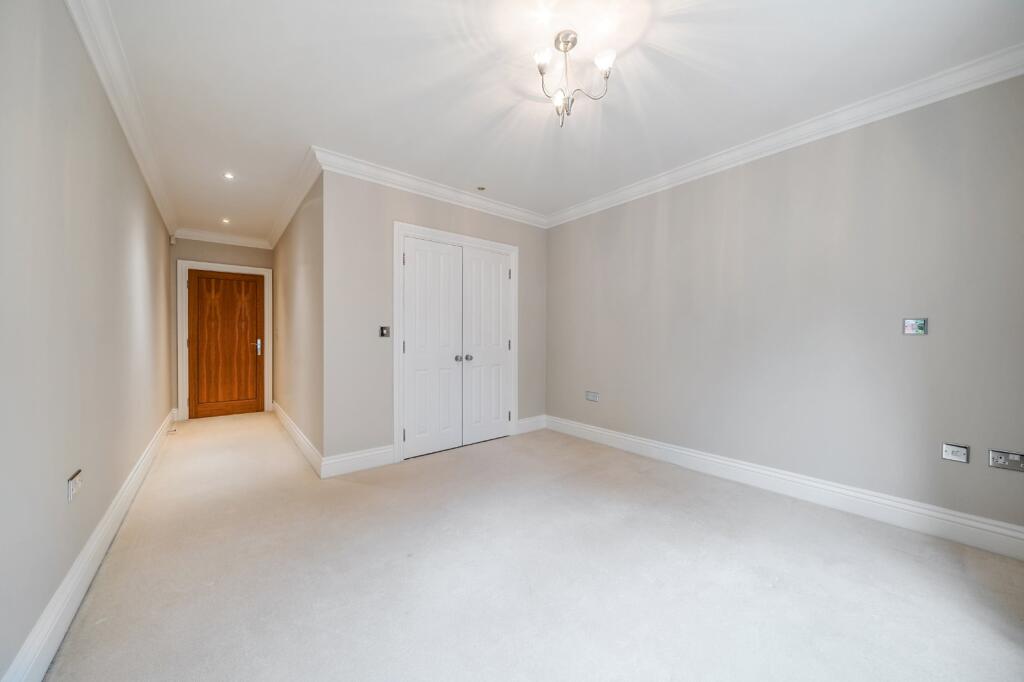 Additional image 11 of Warwick Road, Solihull, West Midlands, B91