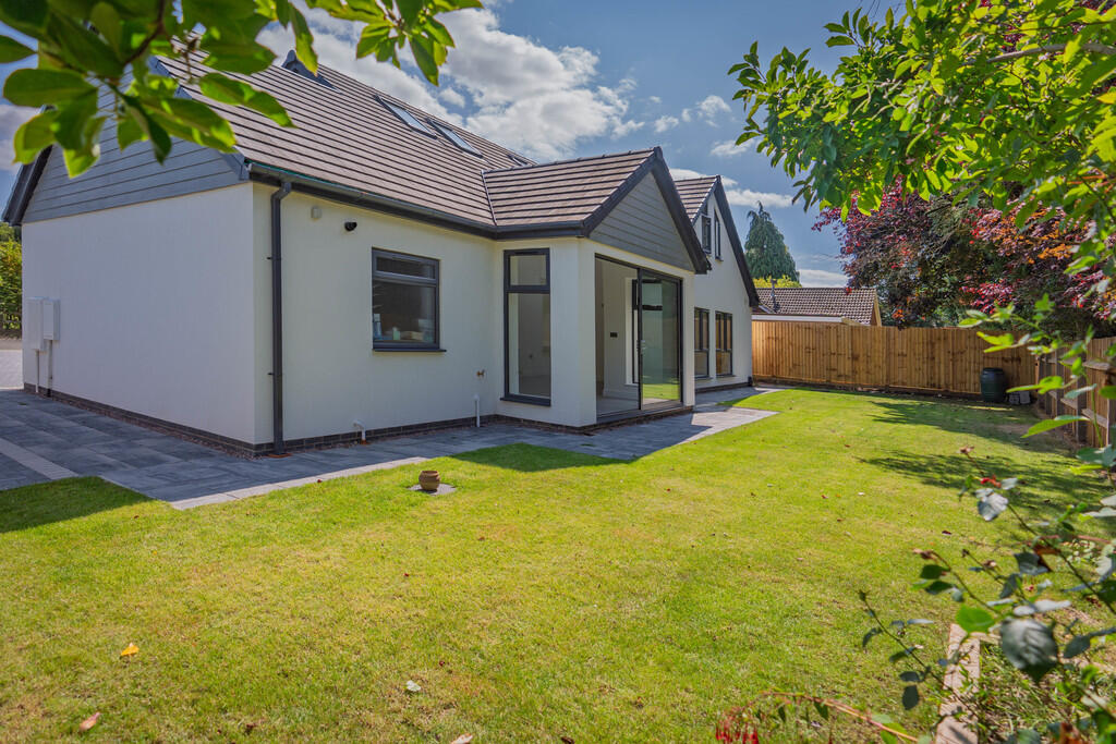 Additional image 29 of Hill Lane, Bassetts Pole