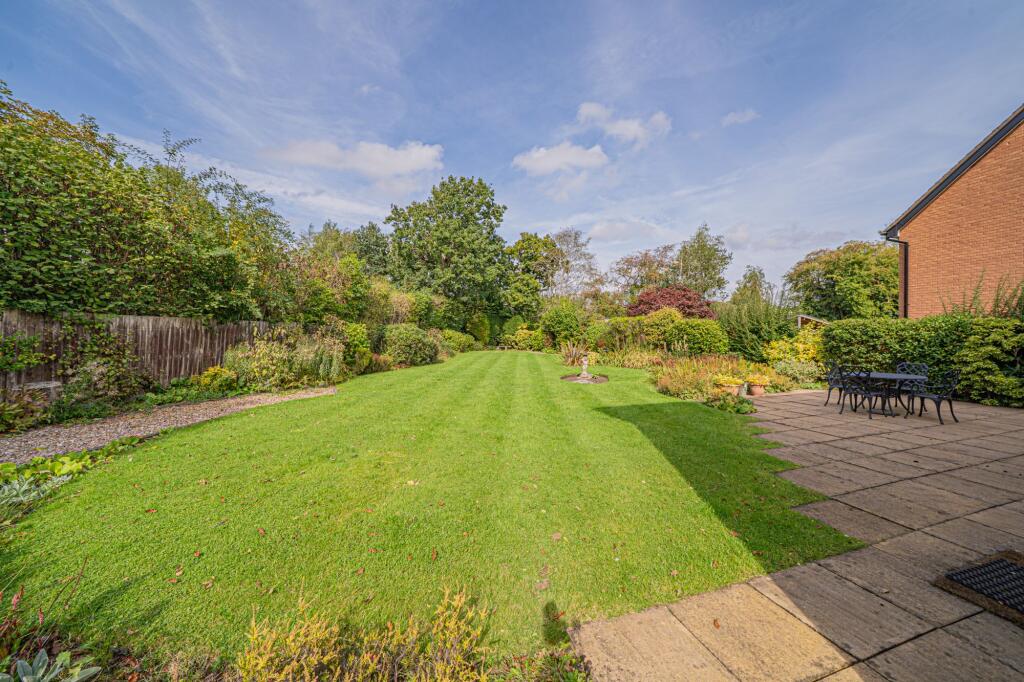 Additional image 16 of Woodstock Crescent, Dorridge, B93