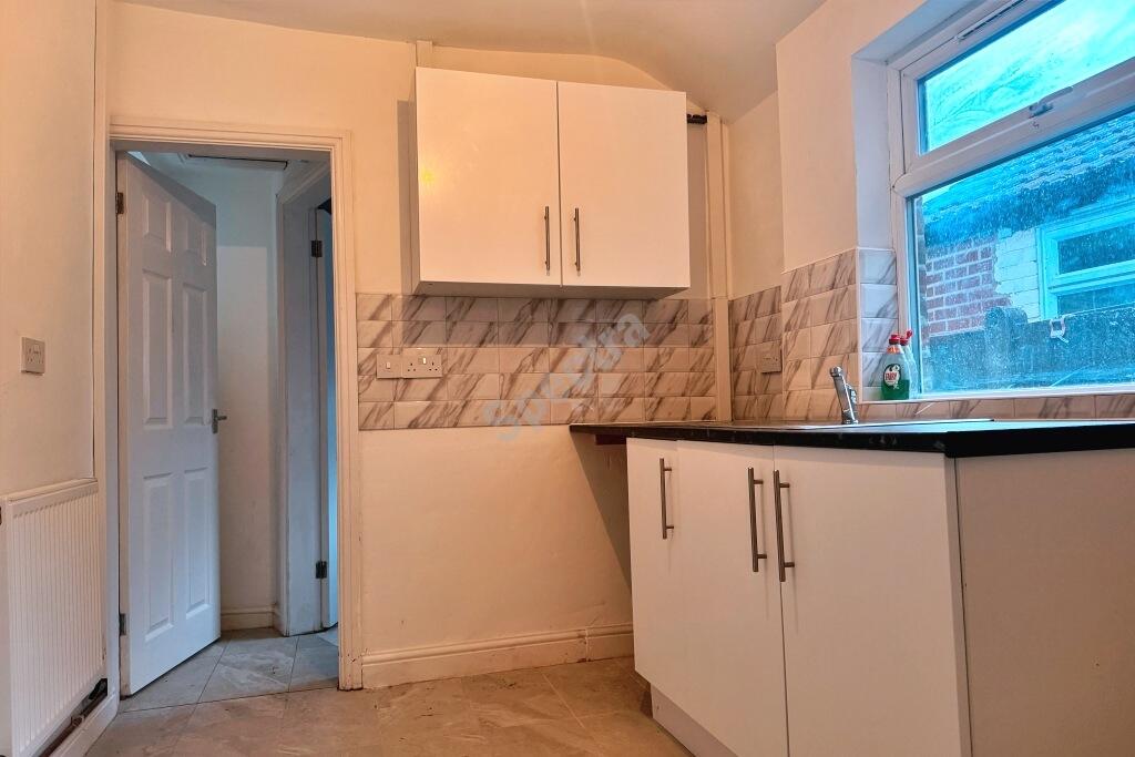 Additional image 5 of Vicarage Road, B71