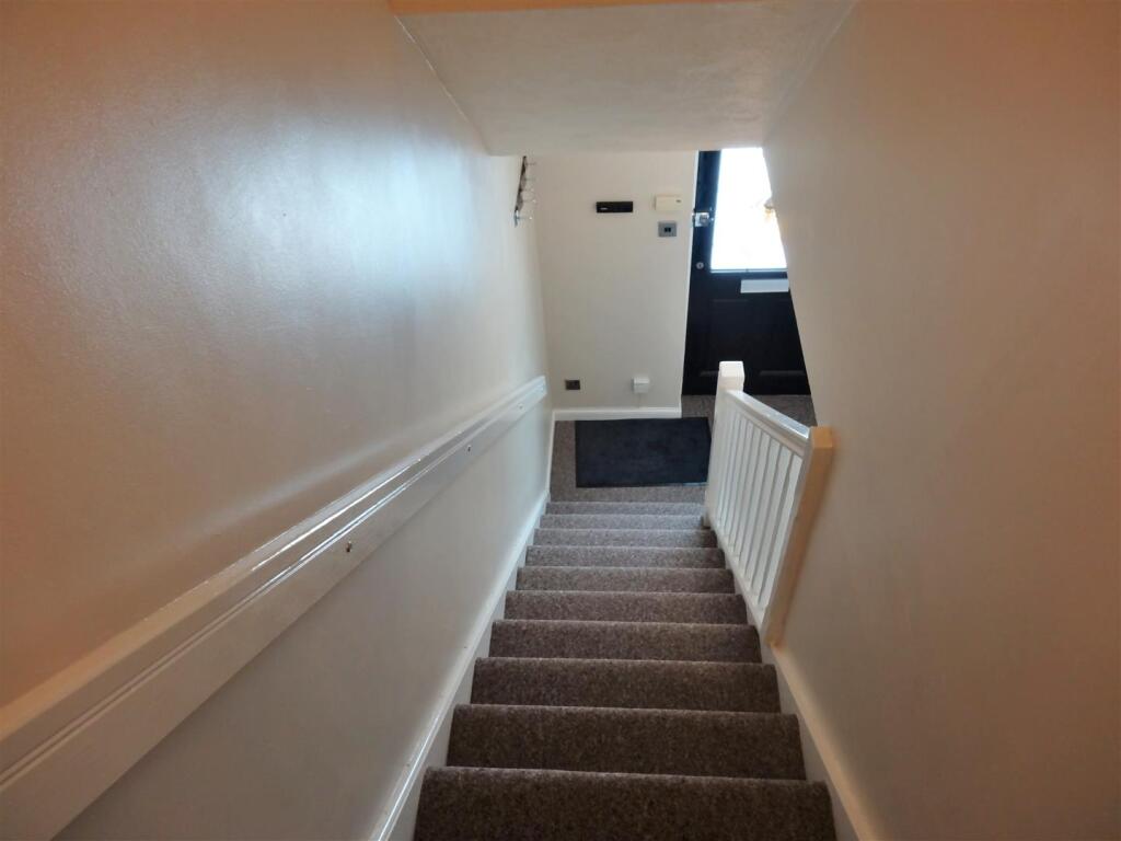 Additional image 7 of 70 Charterhouse Drive Solihull B91 3FH