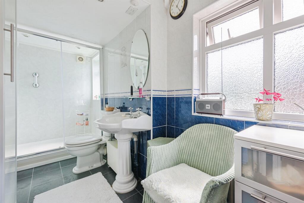 Additional image 14 of Park Lane, Bonehill, Tamworth