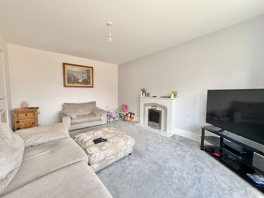 Additional image 2 of Hopton Close, Amington, Tamworth, B77 4GW