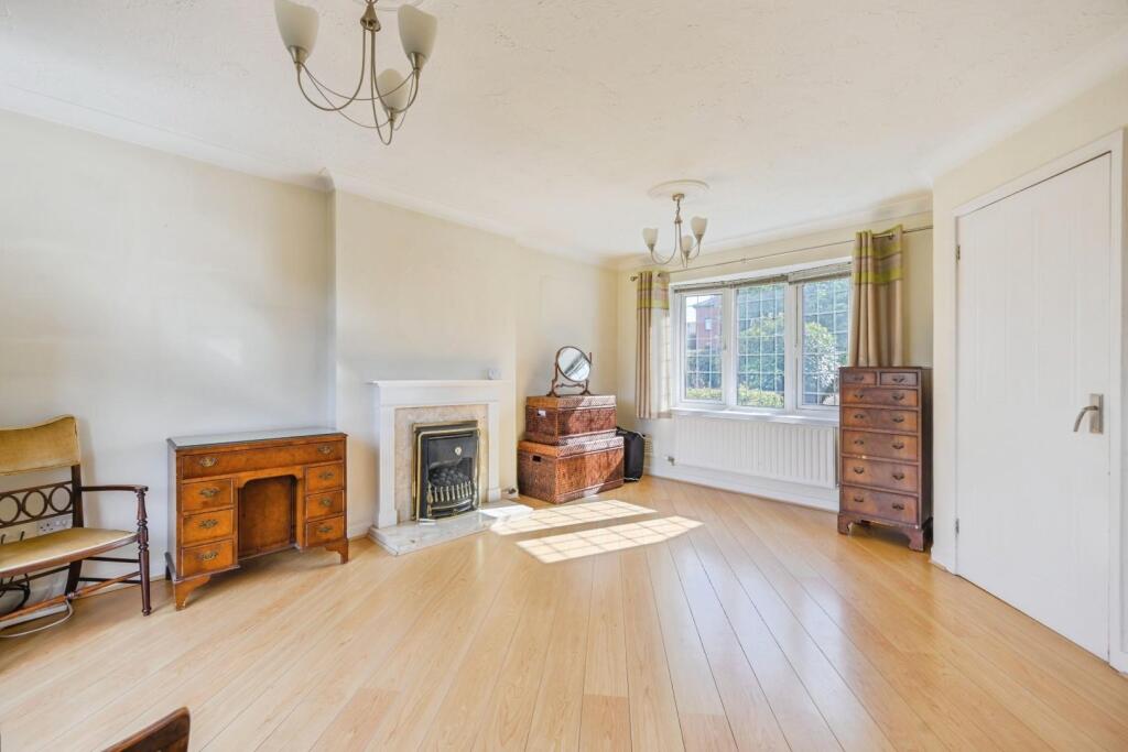 Additional image 4 of Somerset Close, Tamworth