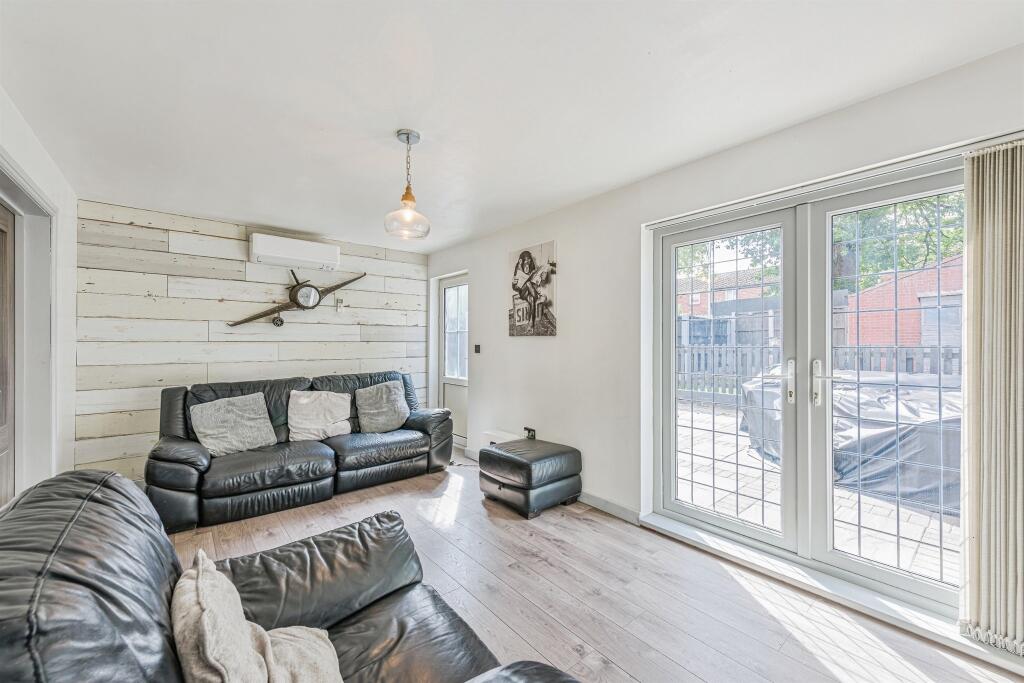 Additional image 8 of Sorbus, Tamworth