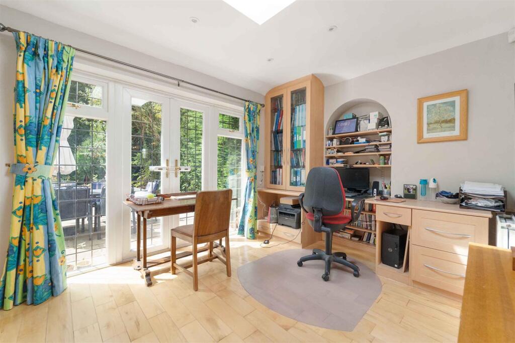 Additional image 9 of Park Avenue, Solihull