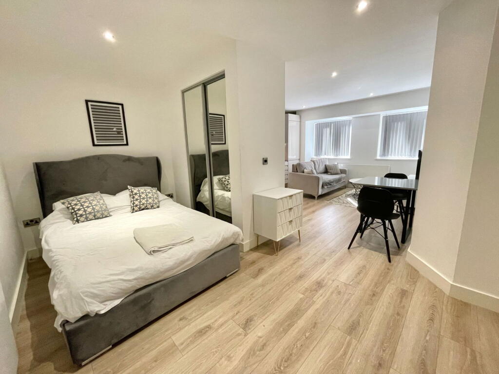 Additional image 3 of Broadoaks, Streetsbrook Road, Solihull